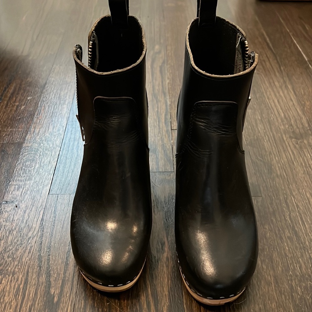 Swedish Hasbeens, 37